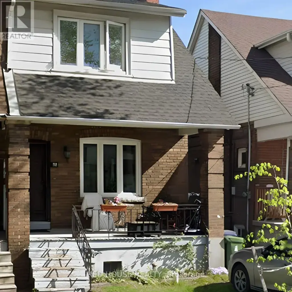 32 Glebeholme Boulevard, Toronto (East York)